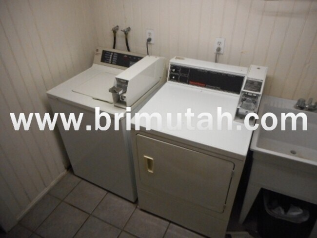 Foto del edificio - 273-275 S. 400 E. - 6