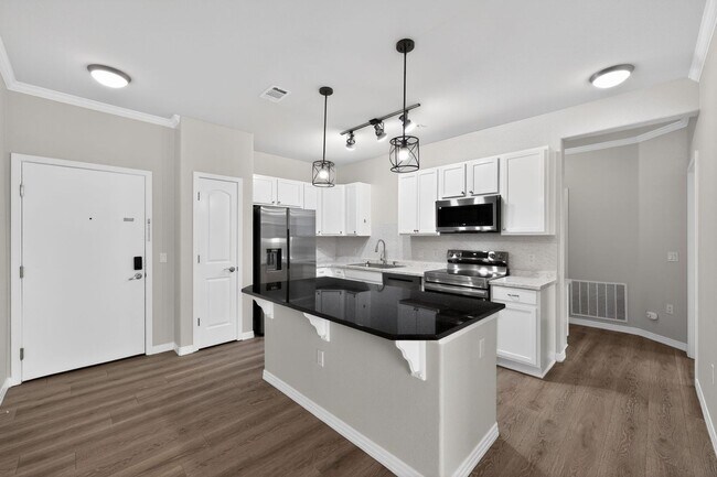 Foto del edificio - 10176 Park Meadows Dr