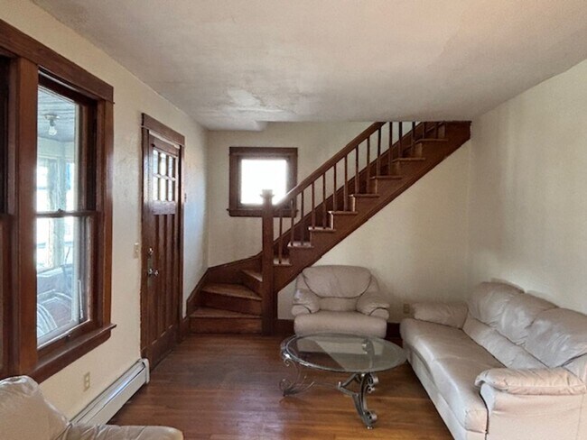 Foto del edificio - 2 BR/1 BA Single-Family Home in the Mac-Groveland Neighborhood!