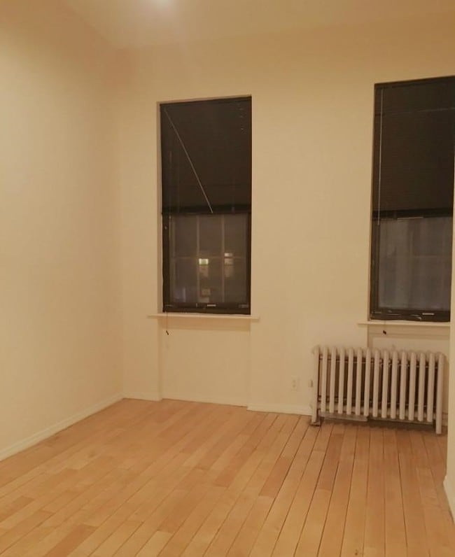 Building Photo - 474 Avenue Of The Americas