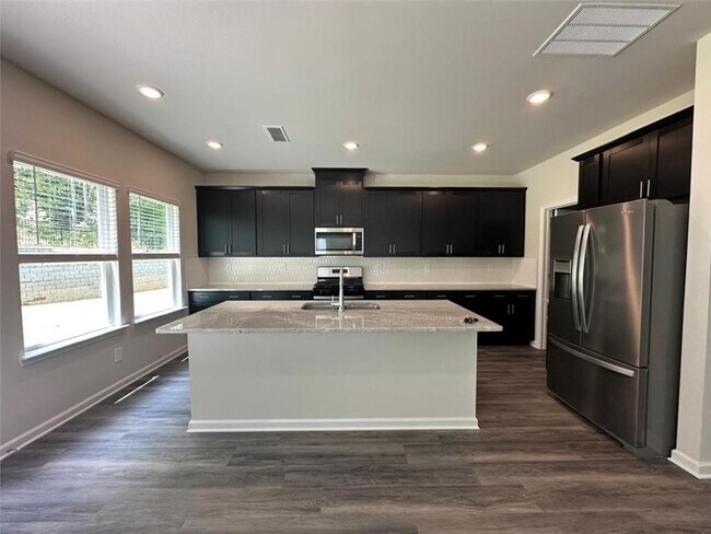 Foto del edificio - 118 Sequoia Ln