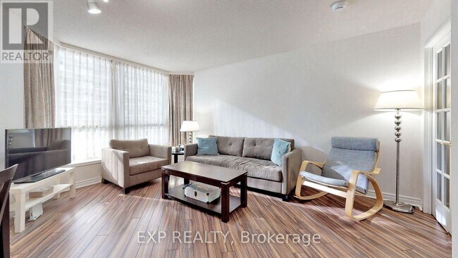 Photo du bâtiment - 38 Elm St