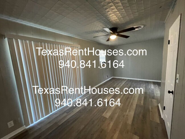 Building Photo - Cute and Cozy Home Near Downtown Burk