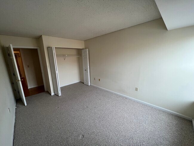 Foto del edificio - 325 Franklin St