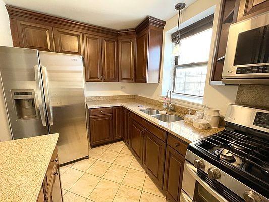 Foto principal - 2 bedroom in Bronx NY 10471