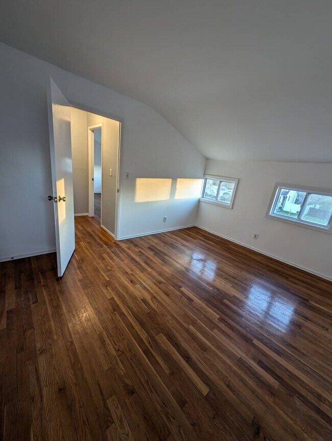 Foto del edificio - 132 Avondale Dr
