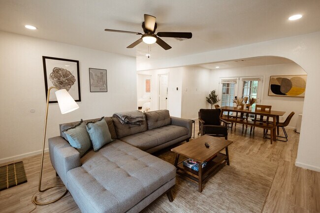 Foto del edificio - 1824 N 12th St