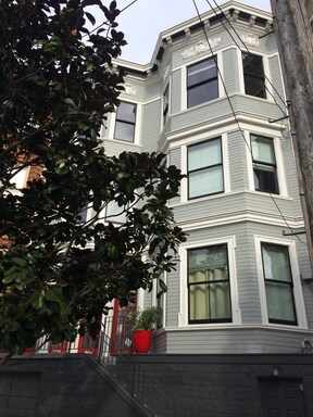 Primary Photo - 1022 Cole St