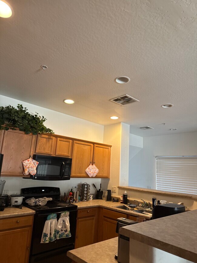 Foto del edificio - 6770 N 47th Ave