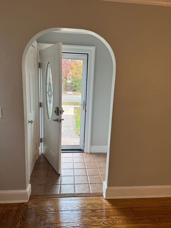 Foto del edificio - 114 Kneeland Rd