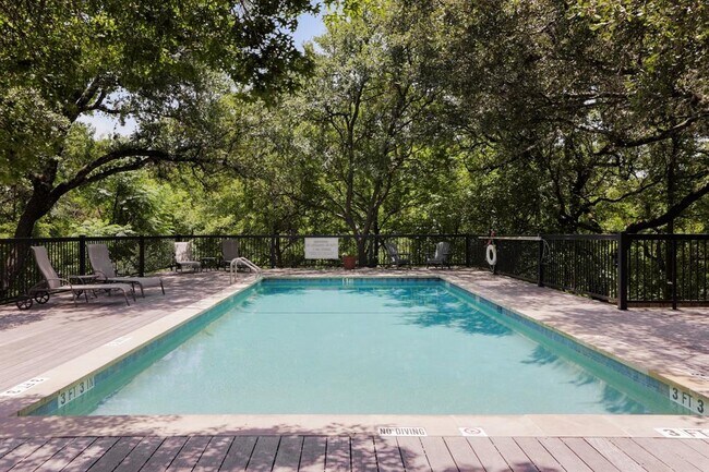 Building Photo - 1615 Spyglass Dr