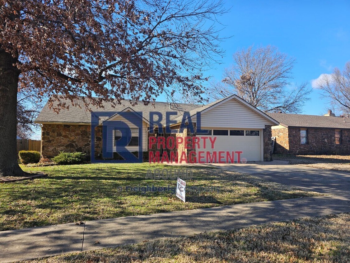 In the Heart of Owasso House Rental in Owasso, OK