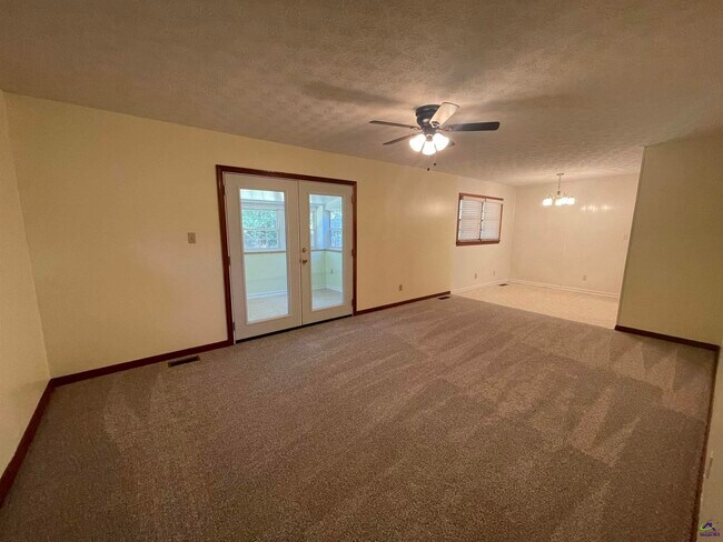 Foto del edificio - 125 Briarcliff Rd