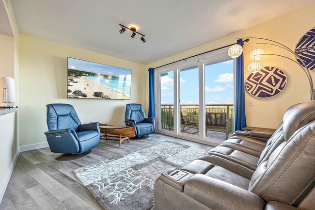 Building Photo - 605 Kemp St