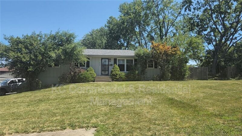 Foto principal - 2709 NE 63rd St