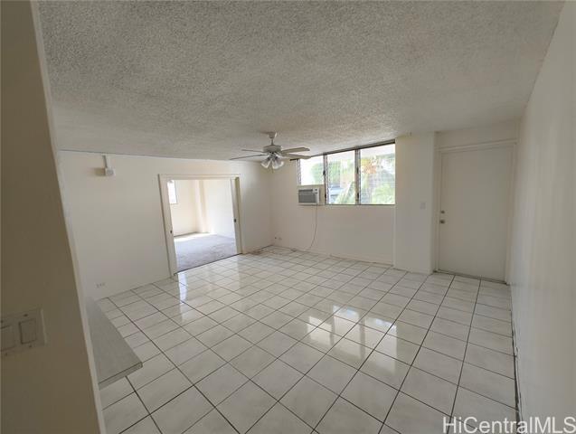 Foto del edificio - 2442 Kuhio Ave.