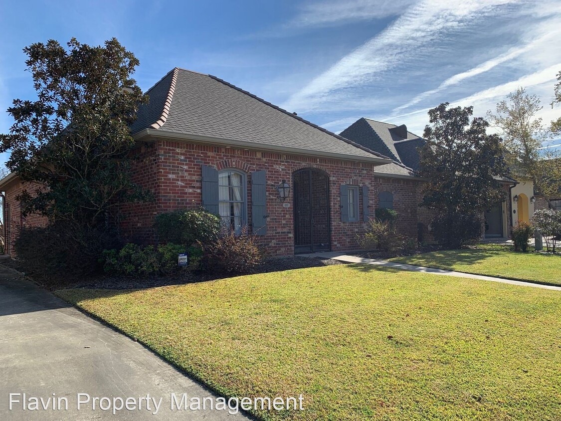 3 br, 3 bath House 4317 Canal Place House Rental in Lake Charles