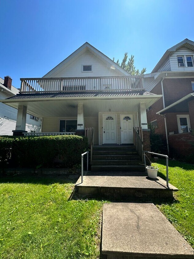 40154017 Memphis Ave Unit DOWN 4015, Cleveland, OH 44109 Room for Rent in Cleveland, OH