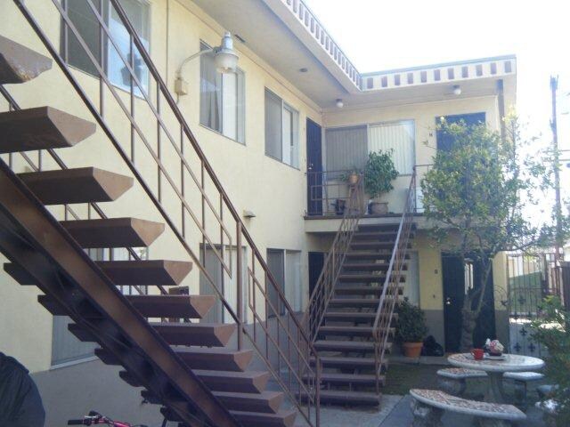 Building Photo - Galaxy Manor