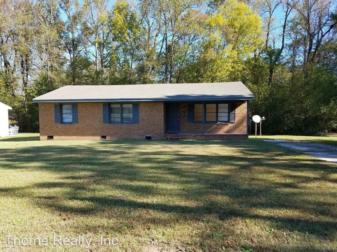 Primary Photo - 1204 Delphia Dr