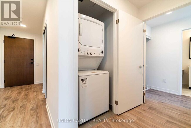 Building Photo - 4065-4065 Confederation Pkwy