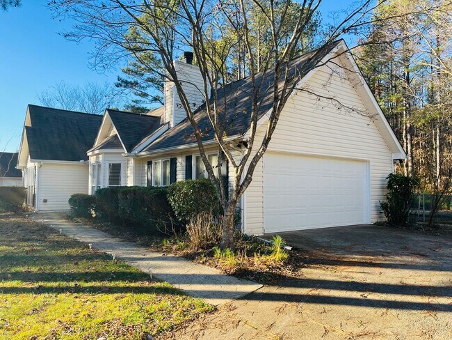 Foto del edificio - WOW! Newly renovated 3 bedroom home! Great...