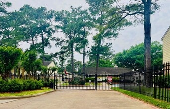 Building Photo - 14515 Wunderlich Dr
