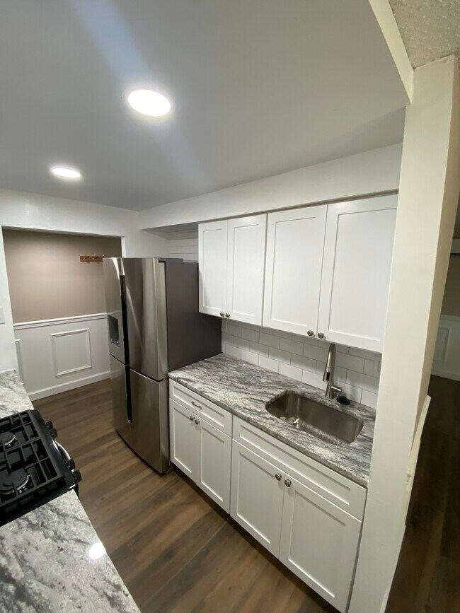 Kitchen - 110 Byberry Rd