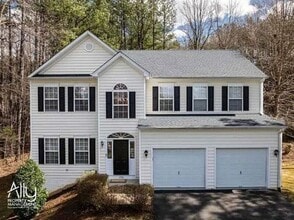 Building Photo - 170 W Rosewood Dr