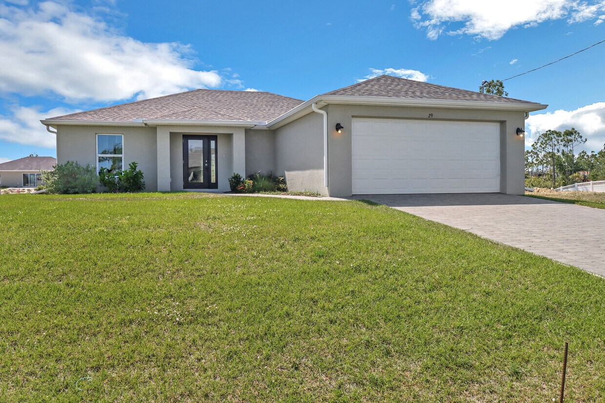 Photo - 2912 NW 22nd Ave (Cape Coral, FL)