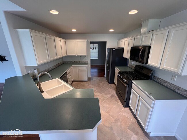 Building Photo - Stylish 4-Bed West Valley Home with Bonus ...