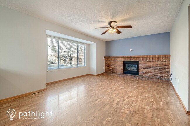 Building Photo - 5517 S Ireland St