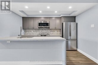 Building Photo - 356 McRae Dr