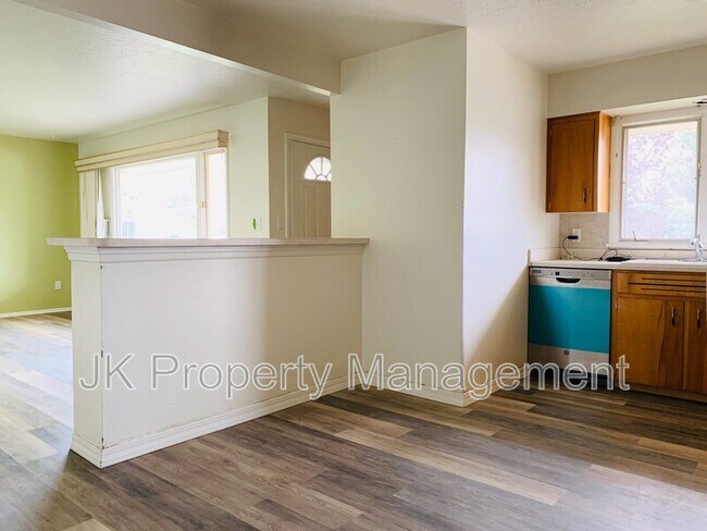 Foto del edificio - 1414 17th Ave S