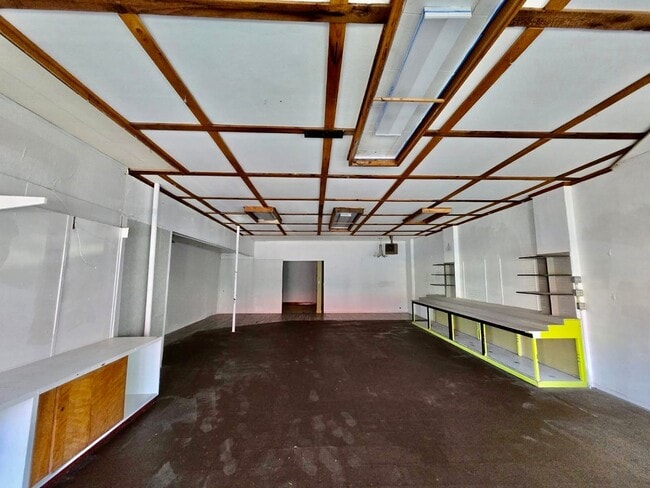 Building Photo - 95 E 1st St