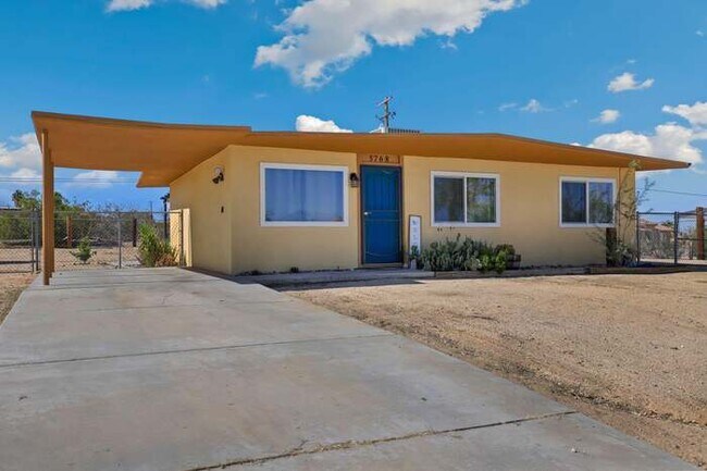Foto del edificio - 5768 Halsey Ave