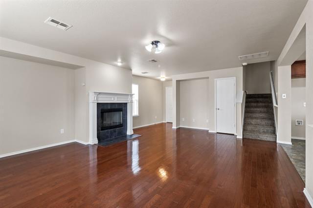 Building Photo - 1720 Haven Dr