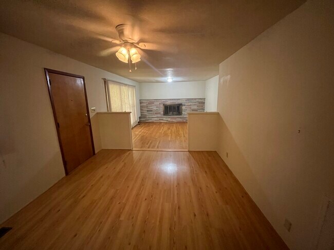 Foto del edificio - 199 Cedar Point Rd