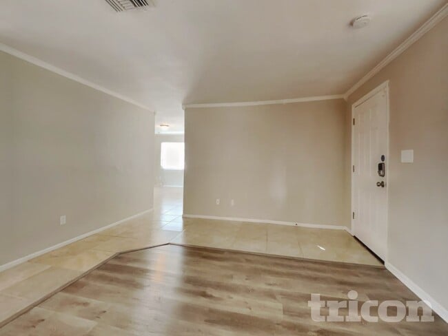 Building Photo - 2166 Timber Ln