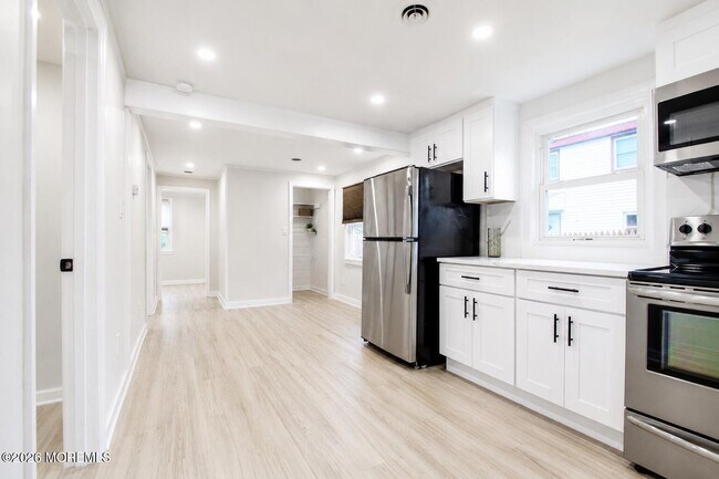 Foto del edificio - 246 Brookside Ave