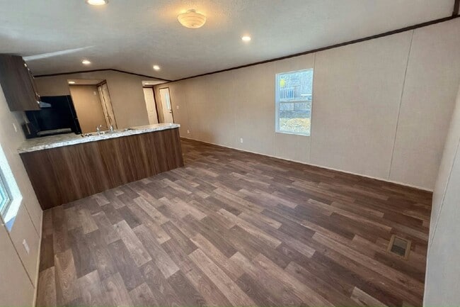 Building Photo - 751 Kernodle Ln