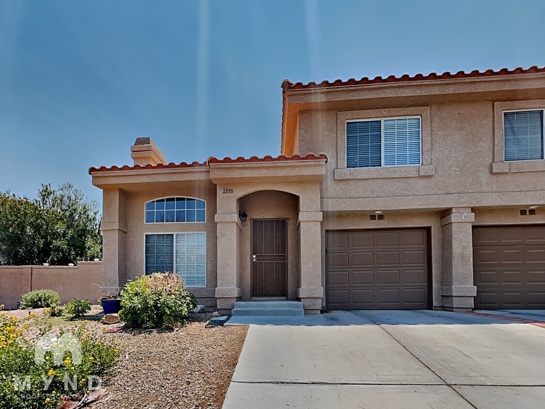 Primary Photo - 2835 Floral Peak Dr
