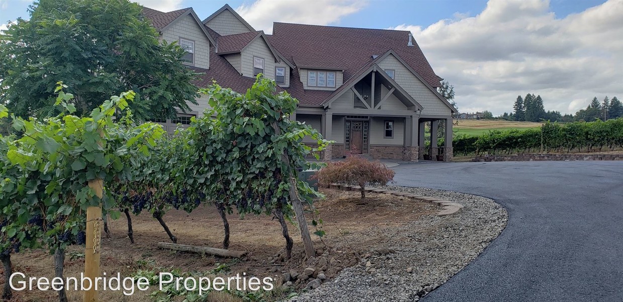 Building Photo - 25700 SW Petes Mountain Rd
