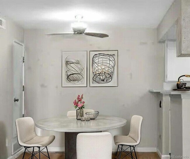 Foto del edificio - 8555 S Fairmount Dr