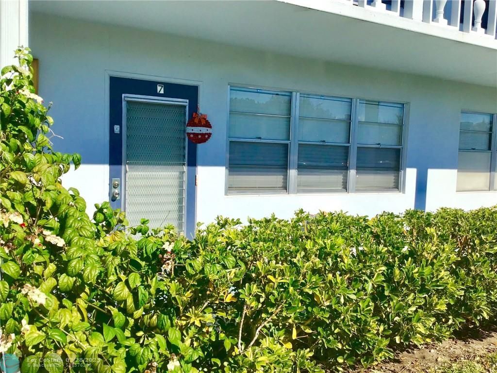 7 Oakridge B Unit 7, Deerfield Beach, FL 33442 Condo for Rent in Deerfield Beach, FL