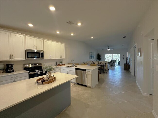 Foto del edificio - 14231 Heritage Landing Blvd