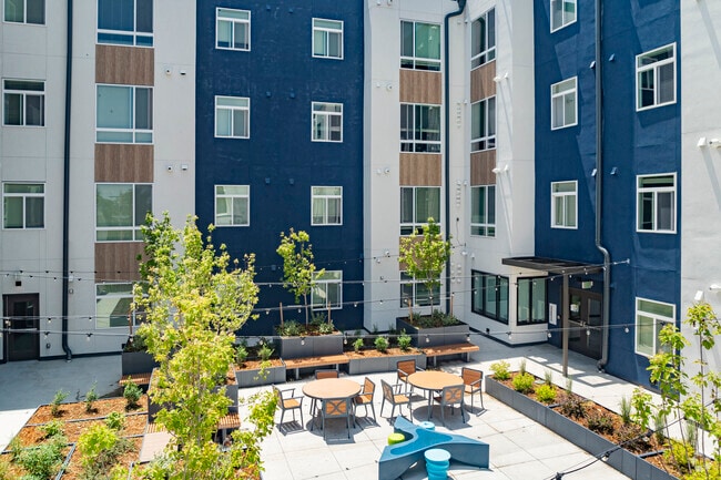 Courtyard - The Rose on Colfax