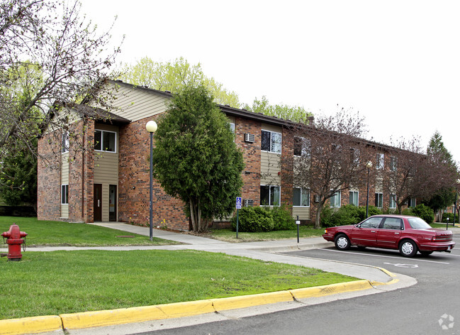 Building Photo - Pheasant Ridge Apartments