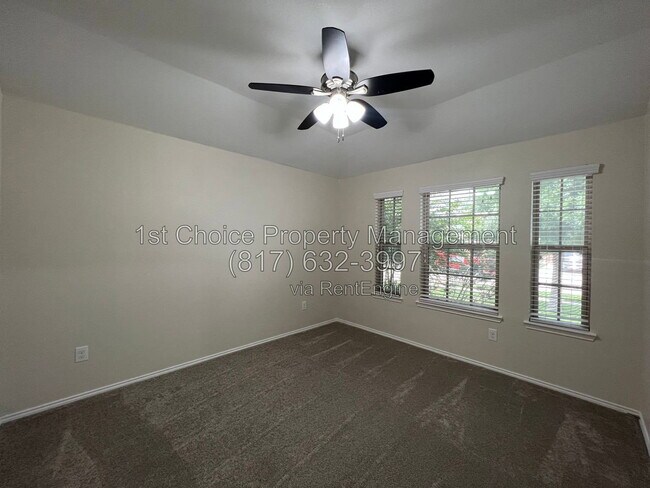 Building Photo - 14516 Chino Dr