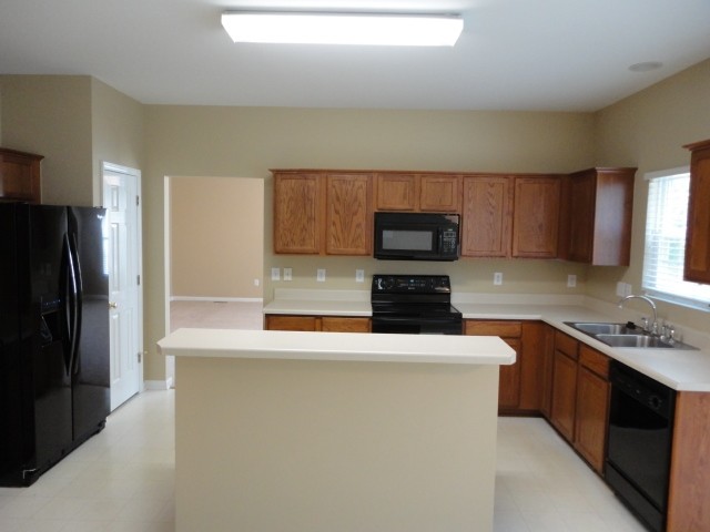 Building Photo - 5716 Clarks Fork Drive